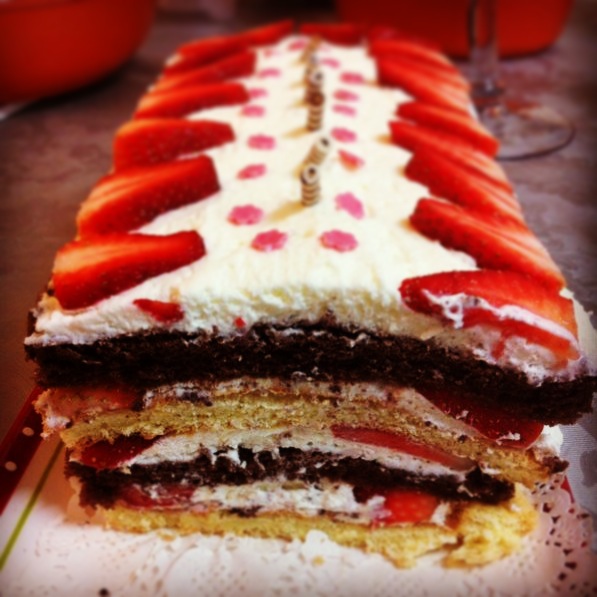 רולדה שכבות עם תותים