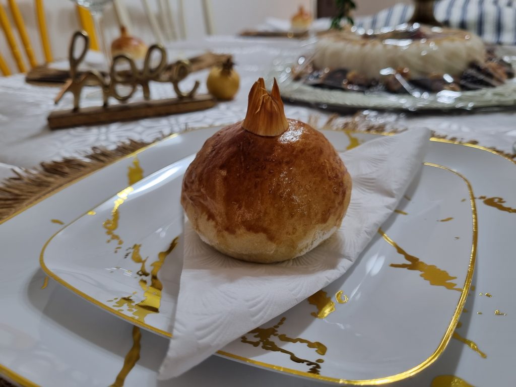 לחמניות בצורת רימון