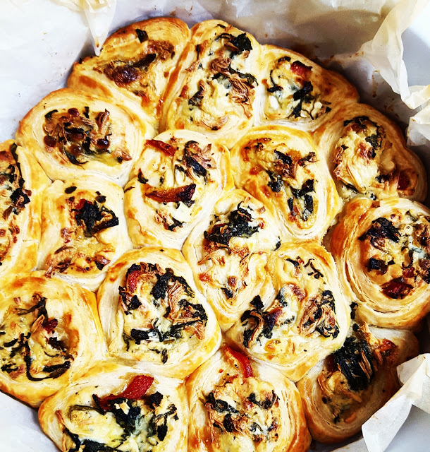 שושני בצק עלים