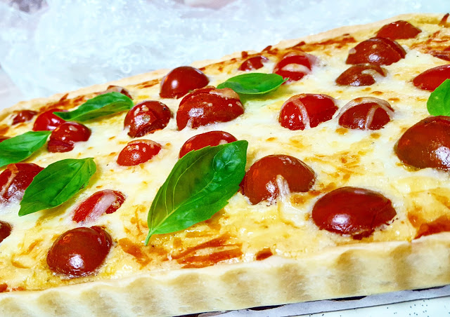 קיש עגבניות