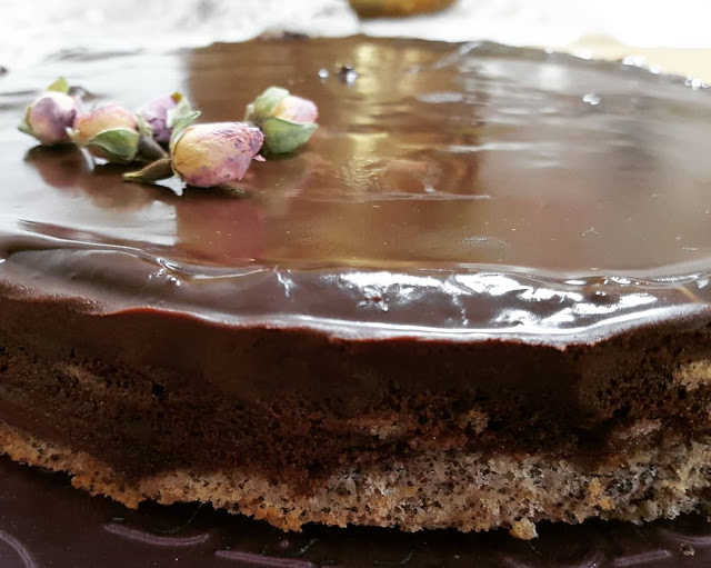 עוגת שכבות שוקולד ריבה