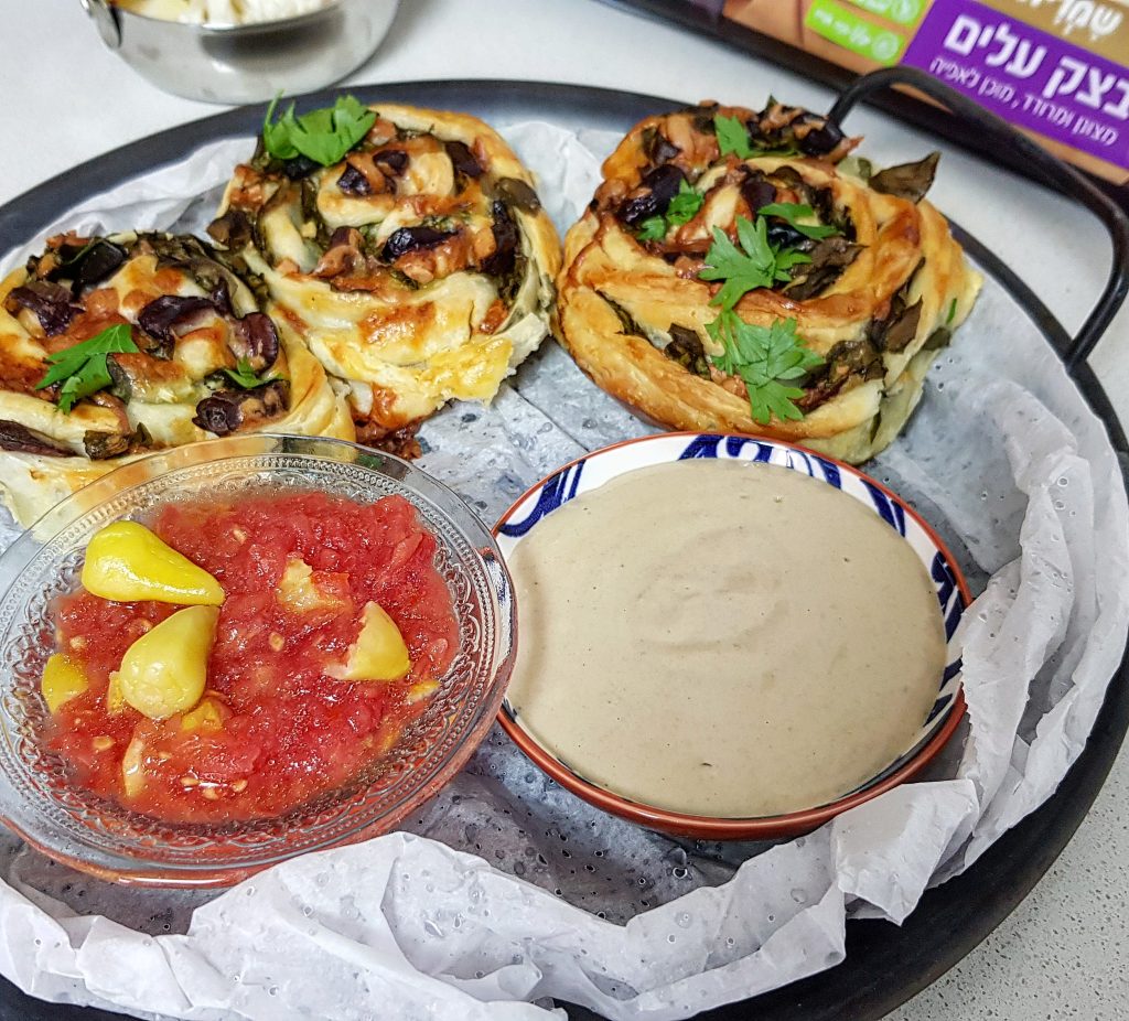 בורקס שושנים מ-3 מצרכים