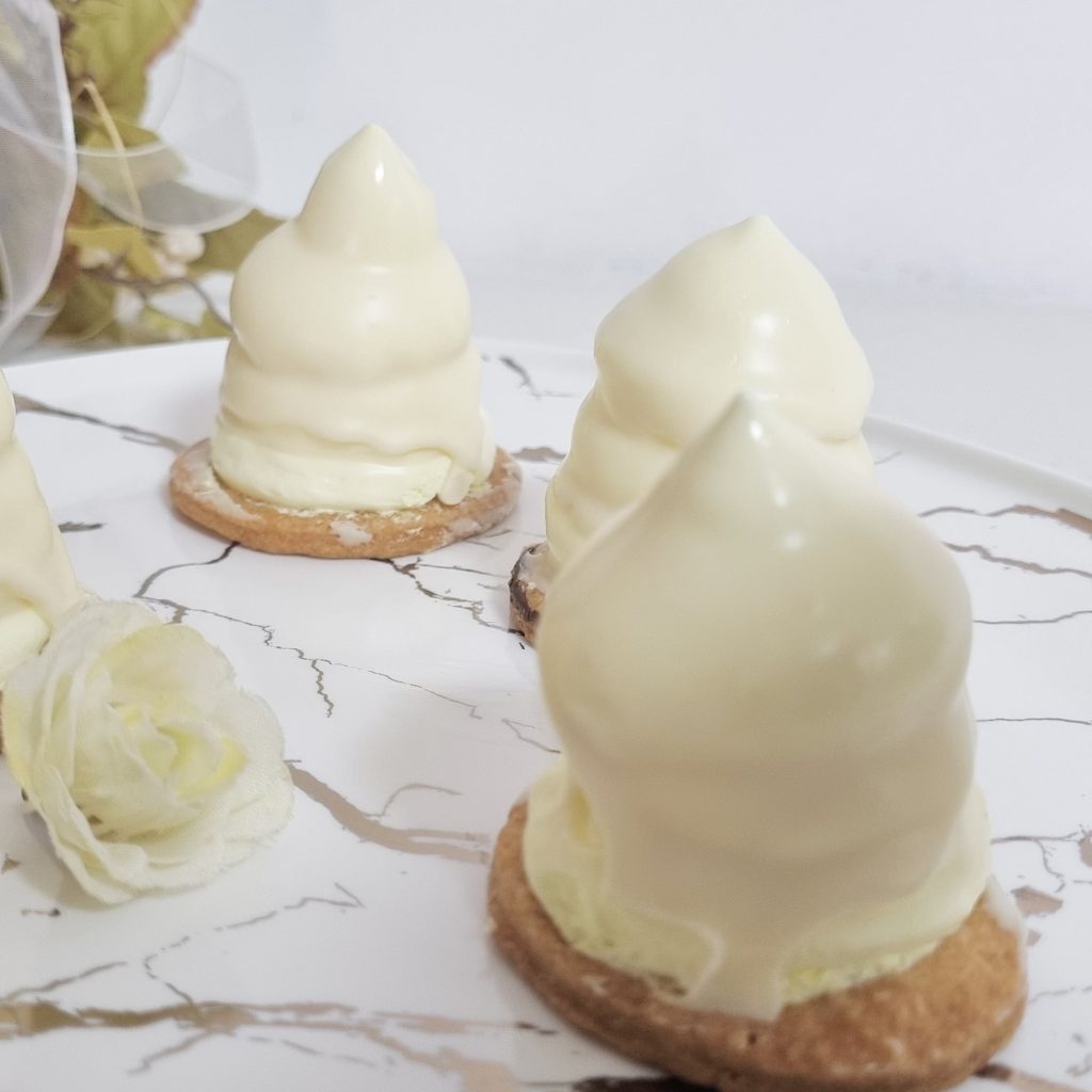 קרמבו לימון בציפוי שוקולד לבן/שוקולד