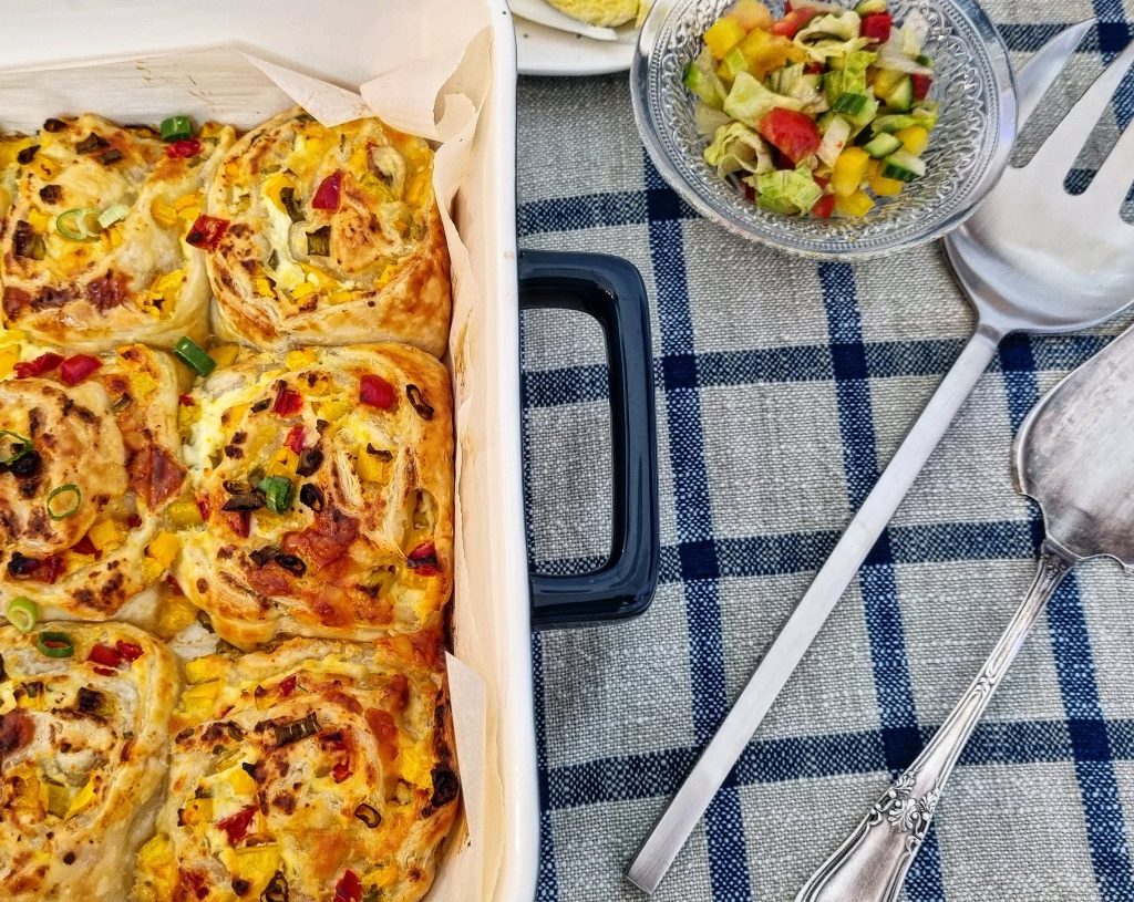 מאפה גבינות ופלפלים