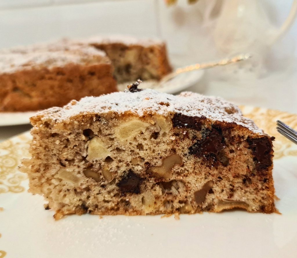 עוגת תפוחים בחושה